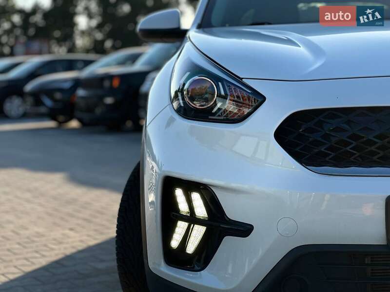 Позашляховик / Кросовер Kia Niro 2020 в Києві фото 2 Позашляховик / Кросовер Kia Niro 2020 в Києві