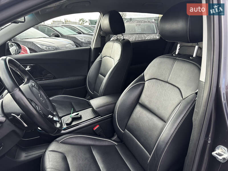 Внедорожник / Кроссовер Kia Niro 2020 в Львове