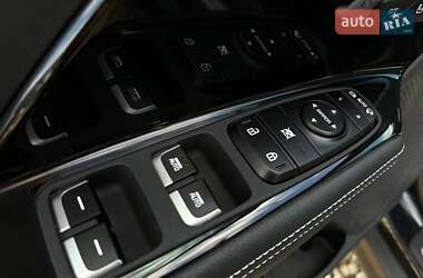 Внедорожник / Кроссовер Kia Niro 2021 в 