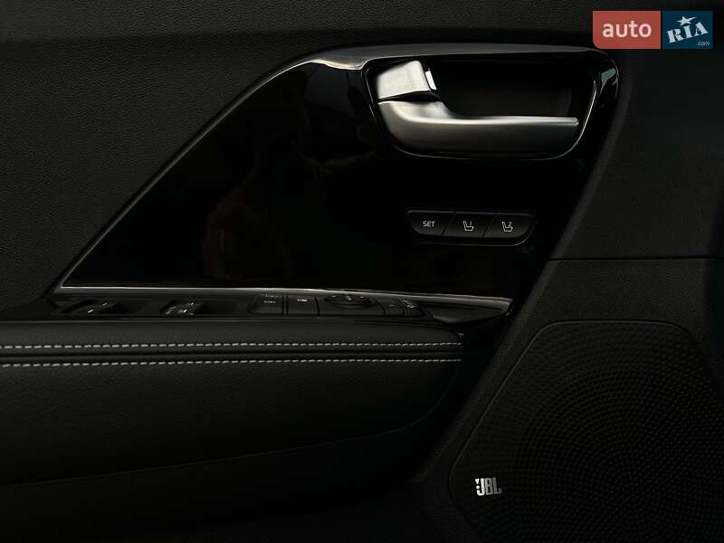 Позашляховик / Кросовер Kia Niro 2021 в Львові