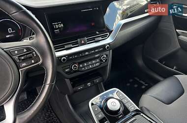 Внедорожник / Кроссовер Kia Niro 2022 в 