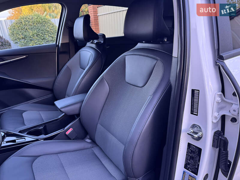 Внедорожник / Кроссовер Kia Niro 2023 в Казатине