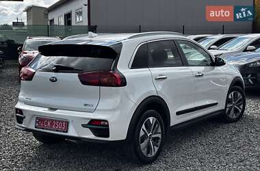 Внедорожник / Кроссовер Kia Niro 2020 в 