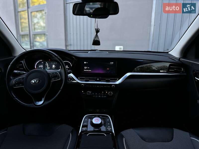 Позашляховик / Кросовер Kia Niro 2020 в Івано-Франківську