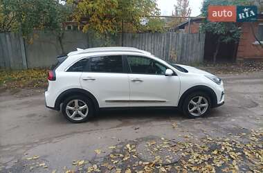 Позашляховик / Кросовер Kia Niro 2020 в 