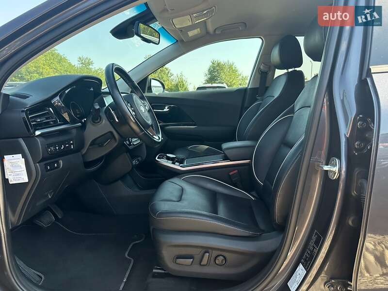 Позашляховик / Кросовер Kia Niro 2020 в Львові