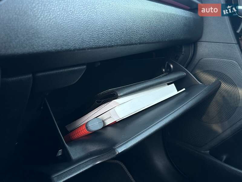 Позашляховик / Кросовер Kia Niro 2020 в Львові