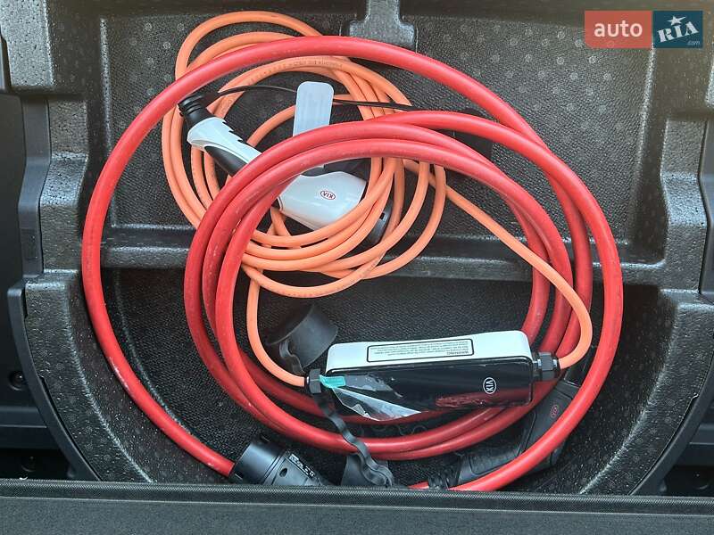 Позашляховик / Кросовер Kia Niro 2020 в Львові