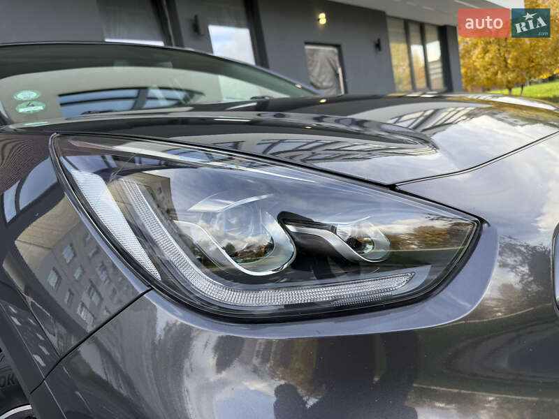 Позашляховик / Кросовер Kia Niro 2020 в Трускавці
