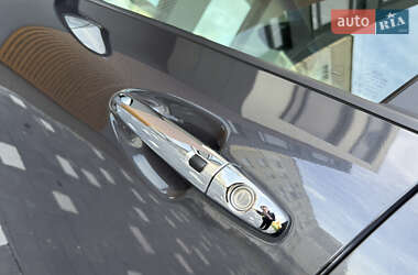 Позашляховик / Кросовер Kia Niro 2020 в  фото 34 Позашляховик / Кросовер Kia Niro 2020 в