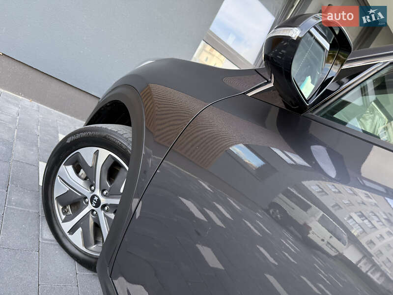 Позашляховик / Кросовер Kia Niro 2020 в Трускавці