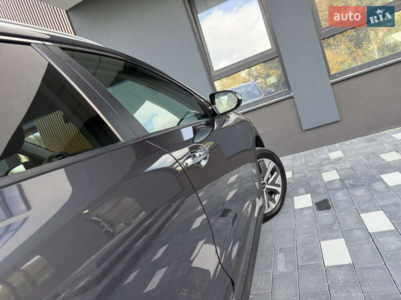 Позашляховик / Кросовер Kia Niro 2020 в Трускавці