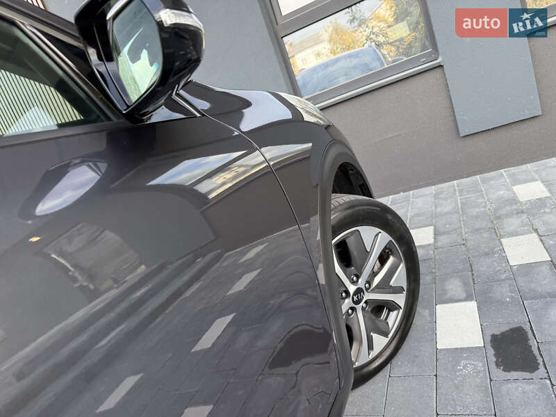 Позашляховик / Кросовер Kia Niro 2020 в Трускавці