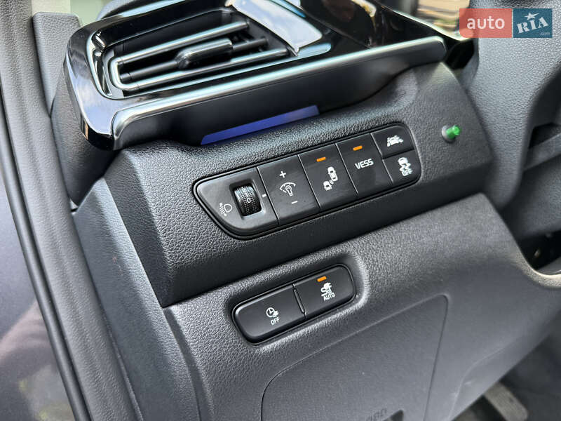 Позашляховик / Кросовер Kia Niro 2020 в Трускавці