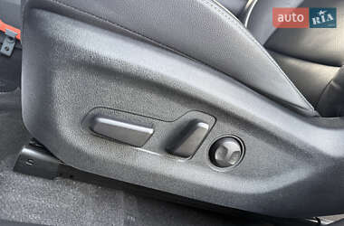 Позашляховик / Кросовер Kia Niro 2020 в  фото 51 Позашляховик / Кросовер Kia Niro 2020 в