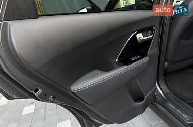 Позашляховик / Кросовер Kia Niro 2020 в  фото 59 Позашляховик / Кросовер Kia Niro 2020 в