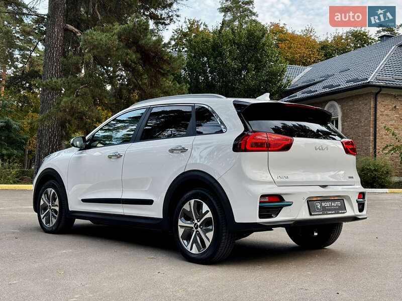Внедорожник / Кроссовер Kia Niro 2022 в Киеве