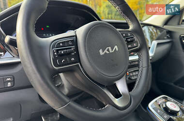 Внедорожник / Кроссовер Kia Niro 2022 в 