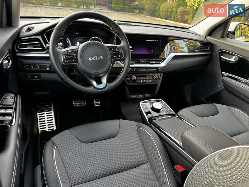 Внедорожник / Кроссовер Kia Niro 2022 в Киеве