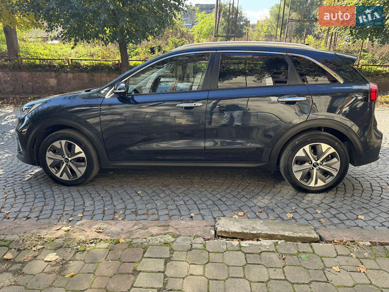 Внедорожник / Кроссовер Kia Niro 2020 в Сторожинце