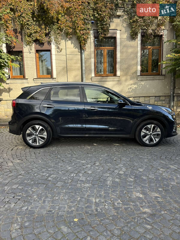 Внедорожник / Кроссовер Kia Niro 2020 в Сторожинце