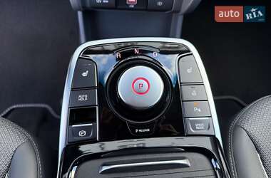 Позашляховик / Кросовер Kia Niro 2020 в  фото 28 Позашляховик / Кросовер Kia Niro 2020 в