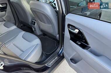 Позашляховик / Кросовер Kia Niro 2020 в  фото 37 Позашляховик / Кросовер Kia Niro 2020 в