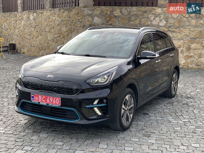 Внедорожник / Кроссовер Kia Niro 2020 в Ровно фото 4 Внедорожник / Кроссовер Kia Niro 2020 в Ровно