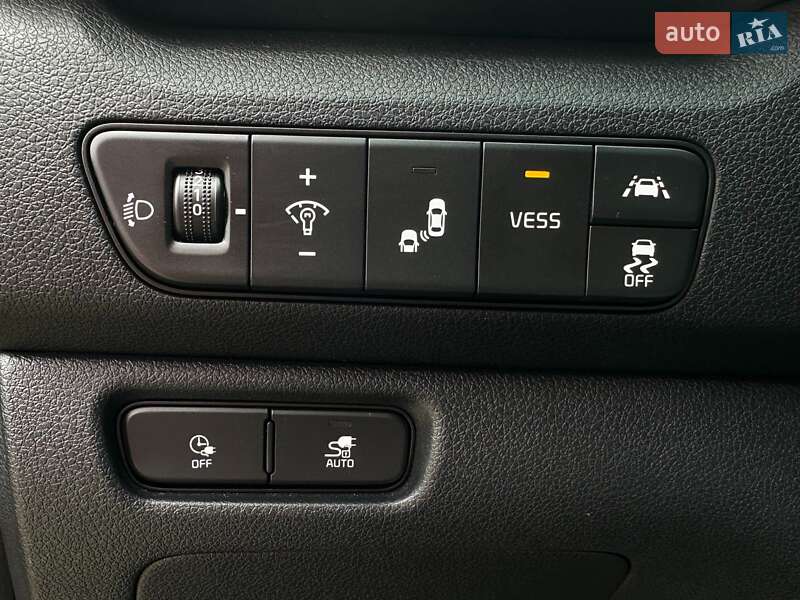 Позашляховик / Кросовер Kia Niro 2021 в Львові