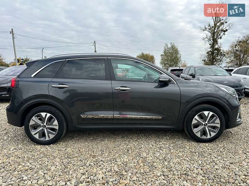 Позашляховик / Кросовер Kia Niro 2021 в Львові