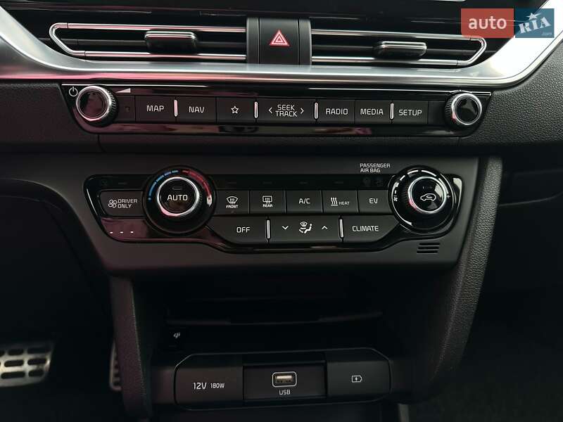 Позашляховик / Кросовер Kia Niro 2021 в Львові