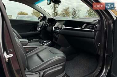Внедорожник / Кроссовер Kia Niro 2021 в 