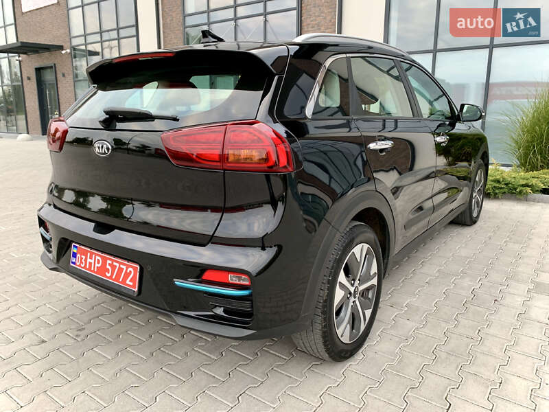 Позашляховик / Кросовер Kia Niro 2021 в Тернополі