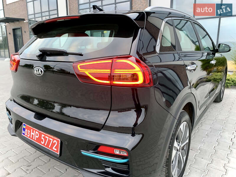 Позашляховик / Кросовер Kia Niro 2021 в Тернополі