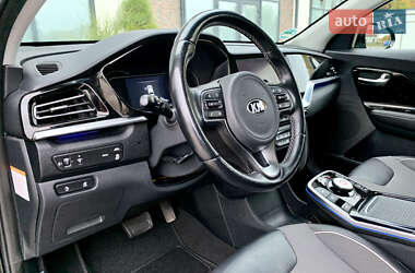 Позашляховик / Кросовер Kia Niro 2021 в 