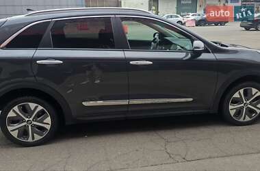 Внедорожник / Кроссовер Kia Niro 2021 в 