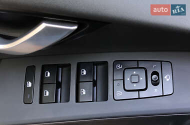 Внедорожник / Кроссовер Kia Niro 2022 в 