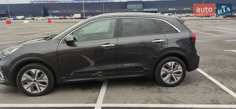 Позашляховик / Кросовер Kia Niro 2019 в Дніпрі фото 2 Позашляховик / Кросовер Kia Niro 2019 в Дніпрі