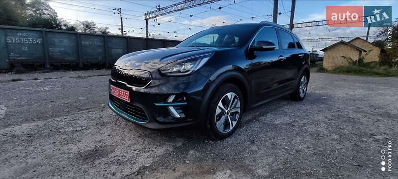 Позашляховик / Кросовер Kia Niro 2020 в Городку