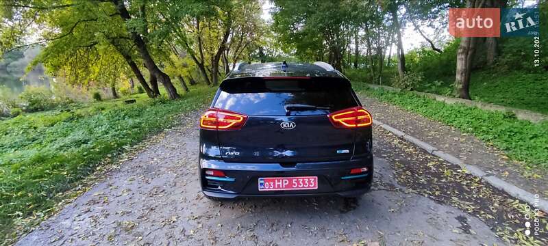 Позашляховик / Кросовер Kia Niro 2020 в Городку
