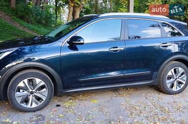 Внедорожник / Кроссовер Kia Niro 2020 в 