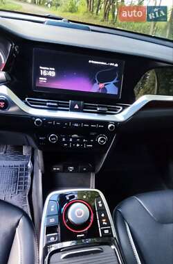 Внедорожник / Кроссовер Kia Niro 2020 в 