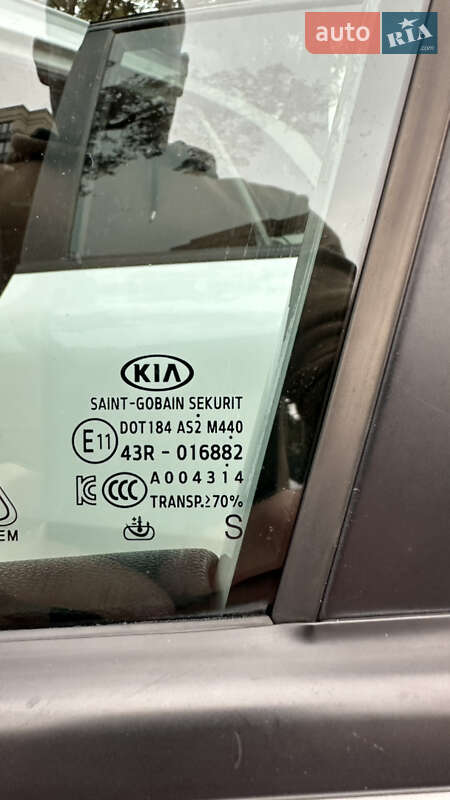 Внедорожник / Кроссовер Kia Niro 2020 в Ирпене