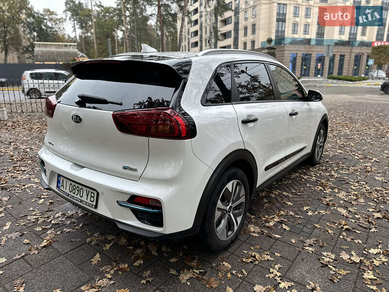 Внедорожник / Кроссовер Kia Niro 2020 в Ирпене