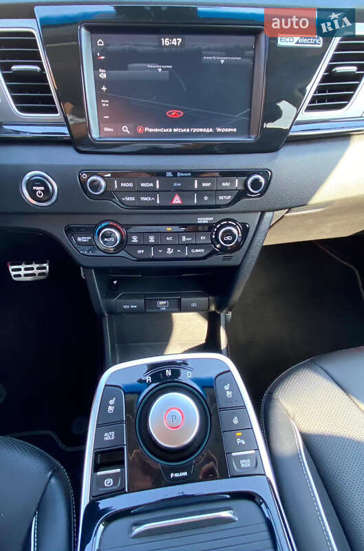 Внедорожник / Кроссовер Kia Niro 2019 в Ровно фото 17 Внедорожник / Кроссовер Kia Niro 2019 в Ровно