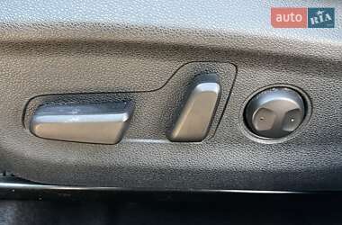 Позашляховик / Кросовер Kia Niro 2018 в  фото 15 Позашляховик / Кросовер Kia Niro 2018 в