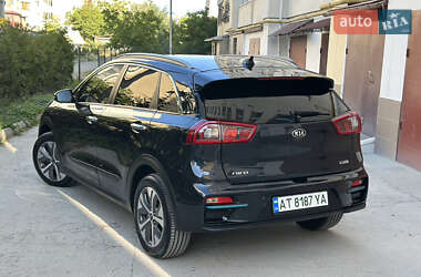 Позашляховик / Кросовер Kia Niro 2019 в 