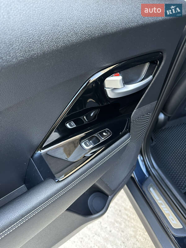 Позашляховик / Кросовер Kia Niro 2019 в Івано-Франківську