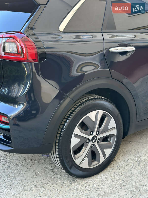 Позашляховик / Кросовер Kia Niro 2019 в Івано-Франківську