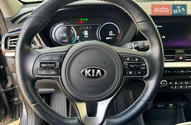 Внедорожник / Кроссовер Kia Niro 2021 в 